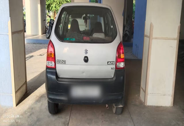 https://images10.gaadi.com/usedcar_image/4529613/original/1fe08b5b-f49d-4ee7-b1e2-84ee6f09a9b7.?imwidth=6401