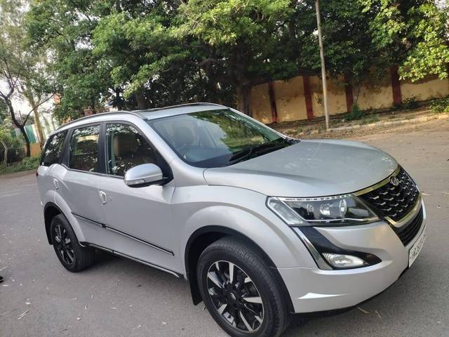 https://images10.gaadi.com/usedcar_image/4529667/original/processed_9f64b2240bf9b9948dad8379d7d9b37a.jpg?imwidth=6400