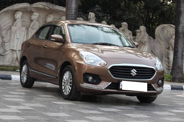 https://images10.gaadi.com/usedcar_image/4529677/original/processed_c6e303822349a68537b2a39e4a4bd184.jpg?imwidth=6400