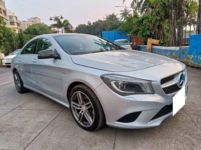 https://images10.gaadi.com/usedcar_image/4529684/original/processed_b17c70bc75e05310cbec44de898b7366.jpeg?imwidth=6400