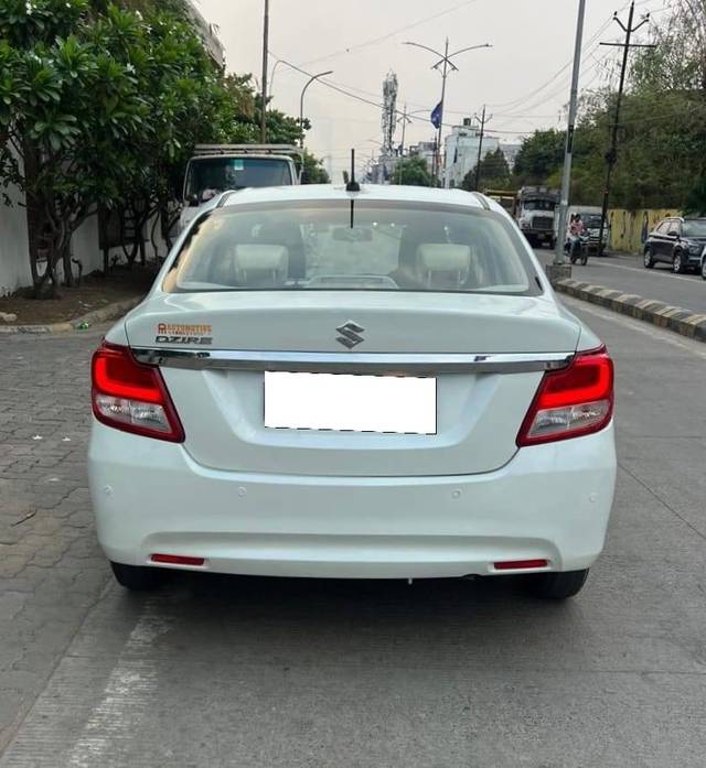 https://images10.gaadi.com/usedcar_image/4529705/original/processed_bf27fe5631975cec33cc003013a531e6.jpg?imwidth=6402