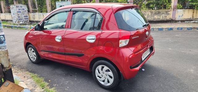 https://images10.gaadi.com/usedcar_image/4529761/original/processed_6bcfa95f2d1b01cb4b9345a143acb638.jpg?imwidth=6402