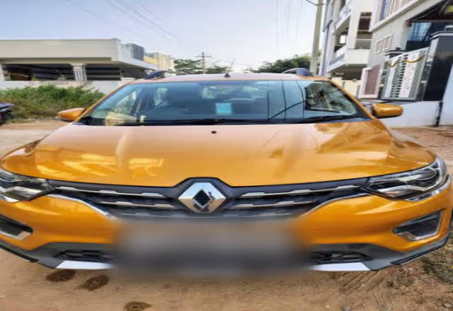 https://images10.gaadi.com/usedcar_image/4529765/original/67be6661-759d-479f-a67e-5d6ed8167e97.?imwidth=6400