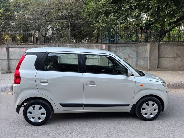 https://images10.gaadi.com/usedcar_image/4529768/original/a101e788b07969dae05cfd0041c796c3.jpg?imwidth=6401