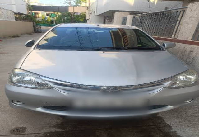 https://images10.gaadi.com/usedcar_image/4529770/original/4b7a4d36-31dd-403b-816e-f5ed30b984a2.?imwidth=6400