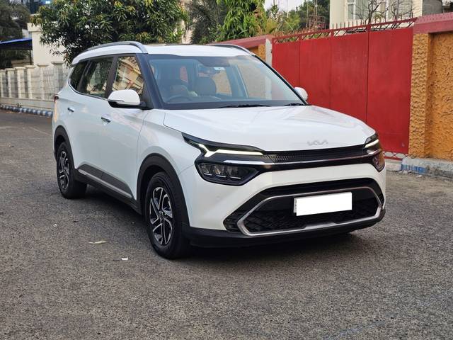 https://images10.gaadi.com/usedcar_image/4529771/original/processed_bd952349a97077b7f869280941e2a3ee.jpg?imwidth=6400