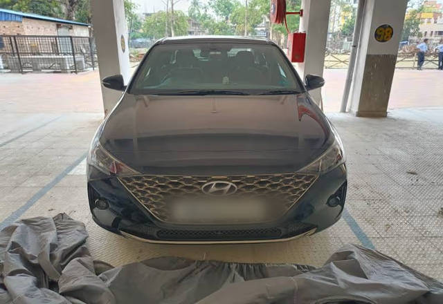 https://images10.gaadi.com/usedcar_image/4529784/original/f15b9ca7-e4c0-43bf-8108-08cf86e77fc0.?imwidth=6400