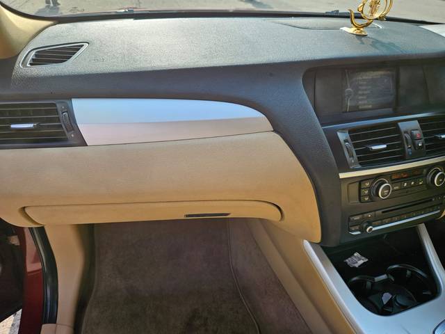 https://images10.gaadi.com/usedcar_image/4529793/original/4eb18ac4df28fca8cb7156f90e27a42a.jpeg?imwidth=6402