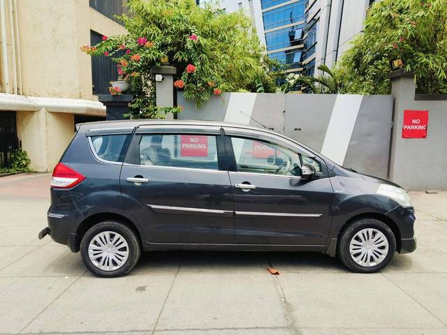 https://images10.gaadi.com/usedcar_image/4529805/original/processed_60e10dfedd274f5e7d7da00d8b51d825.jpeg?imwidth=6401