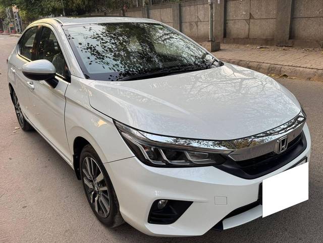 https://images10.gaadi.com/usedcar_image/4529809/original/processed_c407aadda0d0bc07a28a03aa5e930eb7.jpg?imwidth=6400