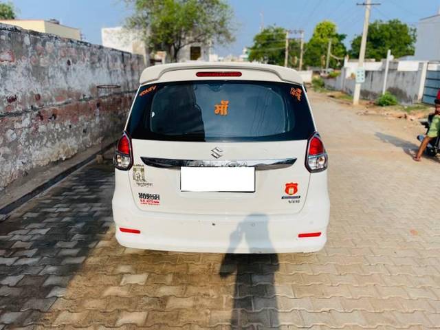https://images10.gaadi.com/usedcar_image/4529828/original/processed_64fe4249-31d2-4469-821d-496f7ce355f0.JPG?imwidth=6401