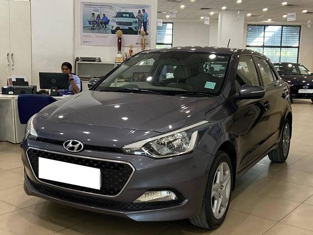 https://images10.gaadi.com/usedcar_image/4529873/original/processed_424d602905b945e6ce7e1053fb138498.jpg?imwidth=6400