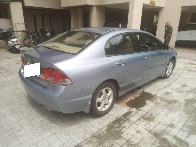https://images10.gaadi.com/usedcar_image/4529903/original/processed_20354593-3336-4164-a6eb-66a5cf38d621.jpeg?imwidth=6401