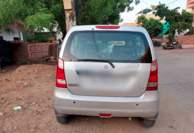 https://images10.gaadi.com/usedcar_image/4529923/original/1a2aa248-5e92-460f-be44-7fd3883bb089.?imwidth=6400