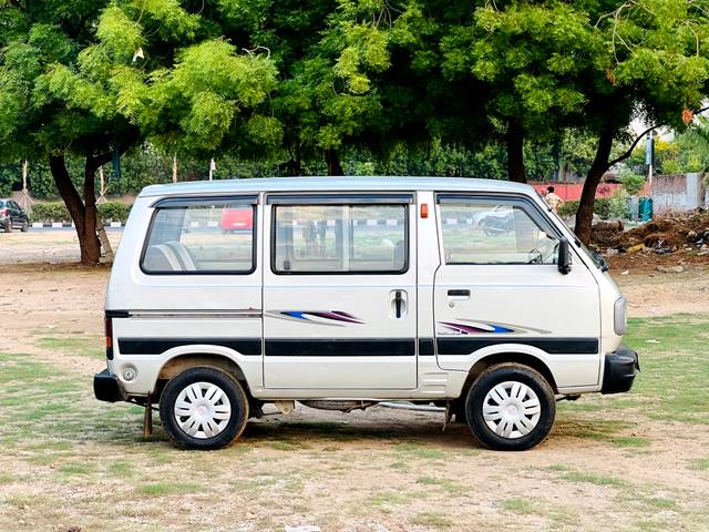 https://images10.gaadi.com/usedcar_image/4529931/original/eb7354bba9d5e4b592a756413fa355a2.jpg?imwidth=6401