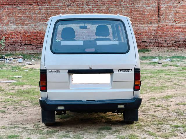 https://images10.gaadi.com/usedcar_image/4529931/original/processed_cc9b9c7edd4e3b6b8a18fed1085e5c48.jpg?imwidth=6402