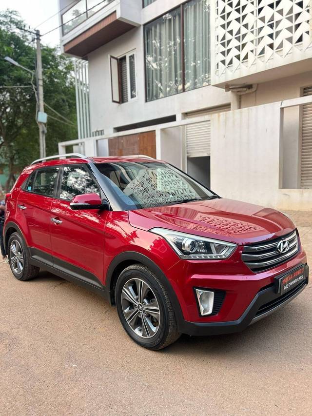 https://images10.gaadi.com/usedcar_image/4529973/original/processed_cce40d3cd3455191e81c1abfaff1807a.jpg?imwidth=6400