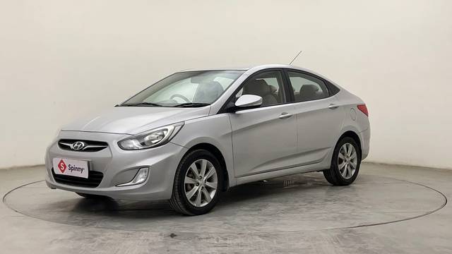 https://images10.gaadi.com/usedcar_image/4529980/original/b9694682dccbf76d849c7feafd6be506.JPG?imwidth=6400