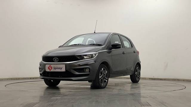 https://images10.gaadi.com/usedcar_image/4529995/original/6f7d25bb71b54beb1798c70d5324d8d5.JPG?imwidth=6400