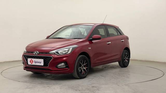 https://images10.gaadi.com/usedcar_image/4530001/original/4c678f510a49868b6a0af04348a3225e.JPG?imwidth=6400