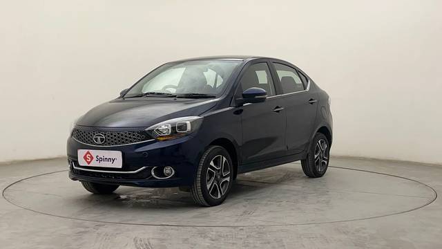 https://images10.gaadi.com/usedcar_image/4530057/original/754d7b27b44176727446904e42a5eeeb.JPG?imwidth=6400