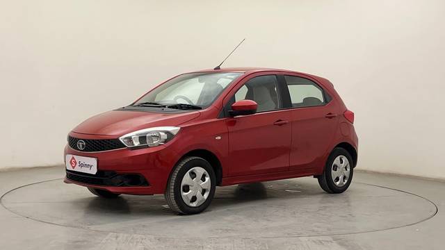 https://images10.gaadi.com/usedcar_image/4530078/original/a43165d32170e22aa6c0235f8669a11e.JPG?imwidth=6400