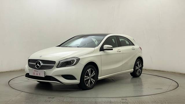 https://images10.gaadi.com/usedcar_image/4530105/original/15ba0a4abab3c40619185b8a8c2a2439.JPG?imwidth=6400