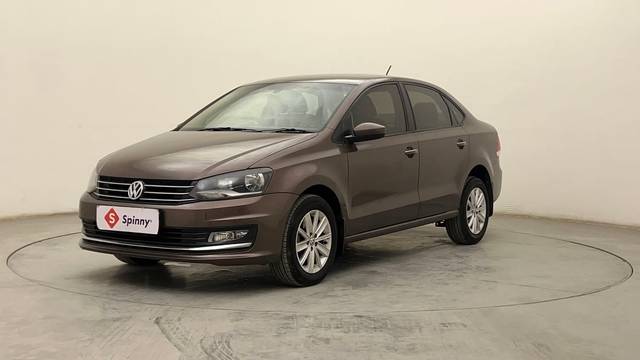 https://images10.gaadi.com/usedcar_image/4530138/original/dd348fd9f421fc9a5bbad7a2b27f4913.JPG?imwidth=6400