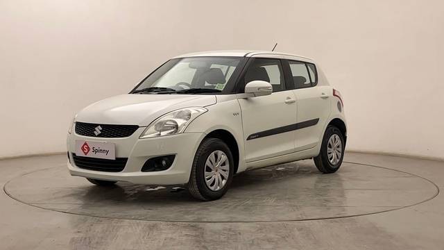 https://images10.gaadi.com/usedcar_image/4530201/original/e408b29bcb30e88cedec4e745fb7d605.JPG?imwidth=6400