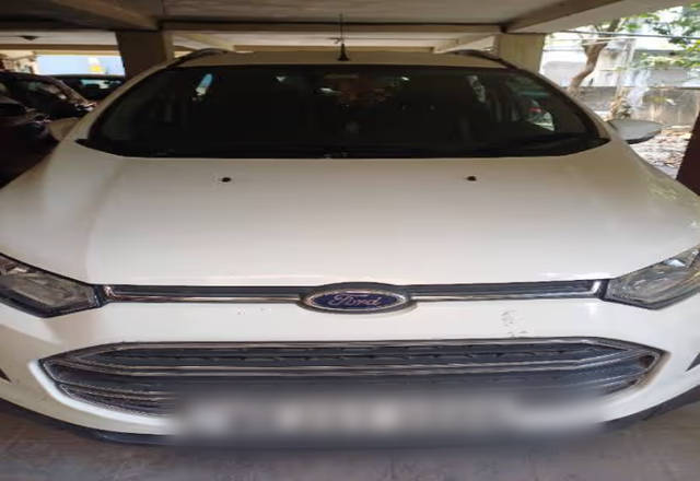 https://images10.gaadi.com/usedcar_image/4530217/original/4df9d269-3cb7-4b72-8a2a-a12a9943a54f.?imwidth=6400