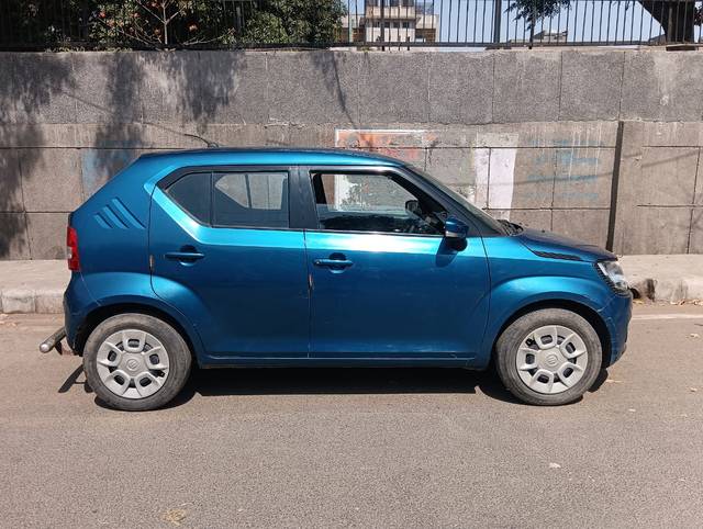 https://images10.gaadi.com/usedcar_image/4530222/original/54a75253-2b4c-4e06-b112-340295b21bd7.jpg?imwidth=6401