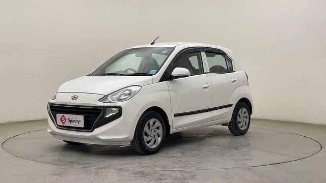 https://images10.gaadi.com/usedcar_image/4530304/original/19986fe3a8c55e2879d23665938f1dae.JPG?imwidth=6400