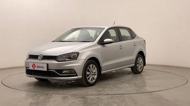 https://images10.gaadi.com/usedcar_image/4530312/original/3915430b615d47967c99eef78c512269.JPG?imwidth=6400