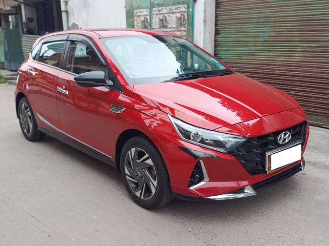 https://images10.gaadi.com/usedcar_image/4530356/original/processed_42e434701084527979d27b3c8a8714ab.jpg?imwidth=6400