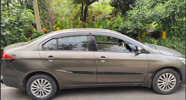 https://images10.gaadi.com/usedcar_image/4530371/original/ba3bb1a7-ad51-43ea-9269-ea2743f0dd8f.png?imwidth=6401