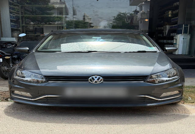 https://images10.gaadi.com/usedcar_image/4530394/original/c4e72686-28bb-4235-8b9b-2bf00aa189bc.?imwidth=6400