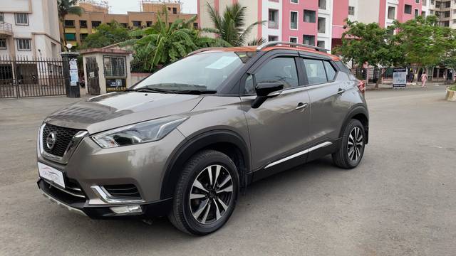https://images10.gaadi.com/usedcar_image/4530396/original/105fbee1ca8b0d1964c6dbdd2e04f594.jpg?imwidth=6402