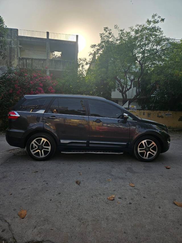 https://images10.gaadi.com/usedcar_image/4530417/original/23bb1e5a165a7529b2082fa8ae496db0.jpg?imwidth=6401