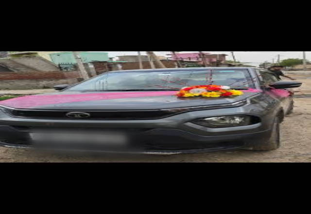 https://images10.gaadi.com/usedcar_image/4530440/original/b4b049ce-e826-4a19-a158-c0564d3b2b88.?imwidth=6400