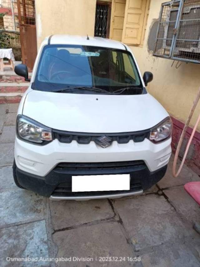 https://images10.gaadi.com/usedcar_image/4530449/original/processed_63e707cb-3882-4c46-8a9b-03b10341cb8f.jpg?imwidth=6400