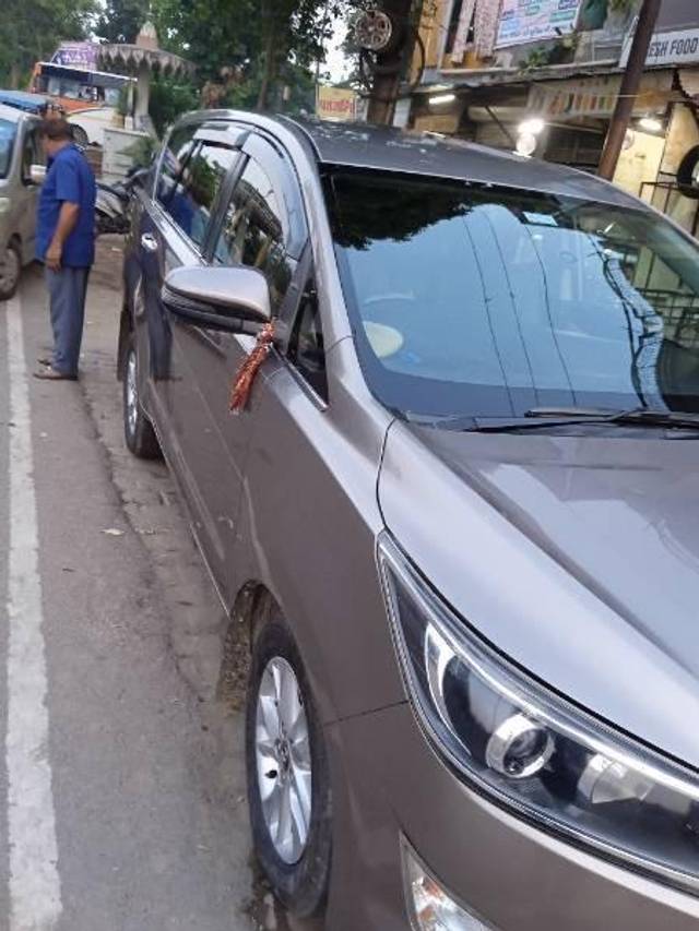 https://images10.gaadi.com/usedcar_image/4530466/original/processed_4f4a0d6b-72f2-44b1-8656-63a434518a76.jpg?imwidth=6402