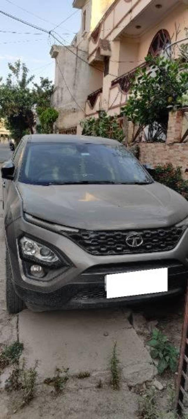 https://images10.gaadi.com/usedcar_image/4530513/original/processed_b28b7e98-e016-45fe-a5e2-344f21c866ac.jpg?imwidth=6400