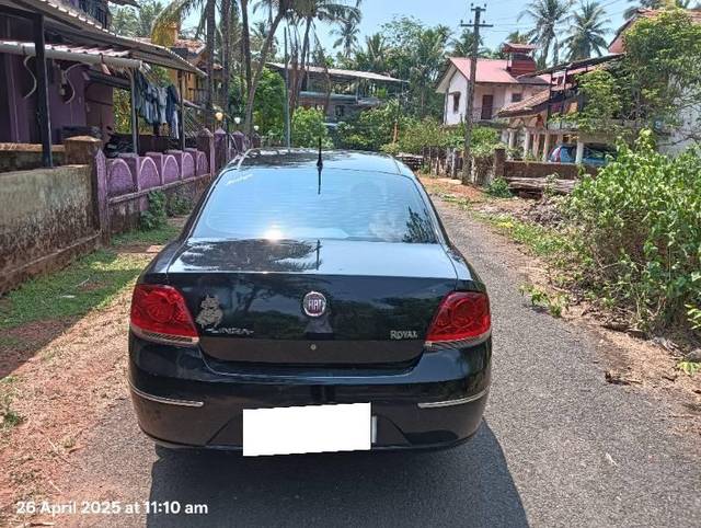 https://images10.gaadi.com/usedcar_image/4530514/original/processed_1a6b9e0f-0529-421f-8401-b88d352c8968.jpg?imwidth=6401