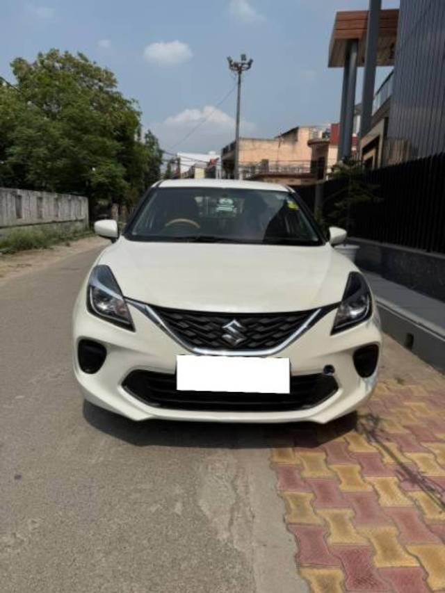 https://images10.gaadi.com/usedcar_image/4530516/original/processed_2663f1e8-9b57-4553-ad8e-536efa4df508.jpg?imwidth=6402
