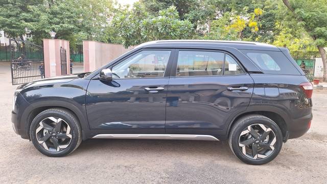 https://images10.gaadi.com/usedcar_image/4530521/original/processed_56190b8056b1211401ba27160c4cdf0b.jpg?imwidth=6402