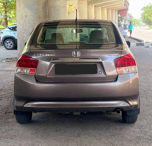https://images10.gaadi.com/usedcar_image/4530522/original/processed_618a7cbc8d8955b39e434eb34df140ff.jpg?imwidth=6401
