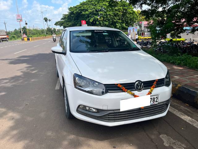 https://images10.gaadi.com/usedcar_image/4530531/original/processed_c1edac33-afe4-416f-8217-cc749b398db4.jpeg?imwidth=6401