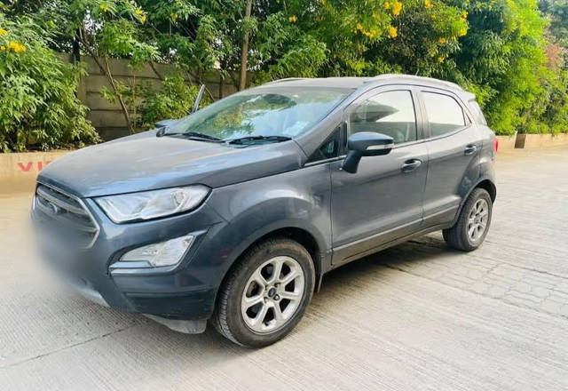 https://images10.gaadi.com/usedcar_image/4530566/original/c35dff2c-4753-481a-8679-e097c54887ba.?imwidth=6400