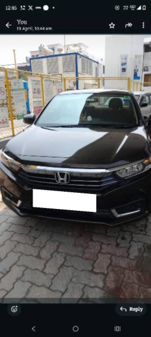 https://images10.gaadi.com/usedcar_image/4530590/original/processed_47f5ae05-8f3b-4dcb-a98d-670808918b2f.png?imwidth=6400