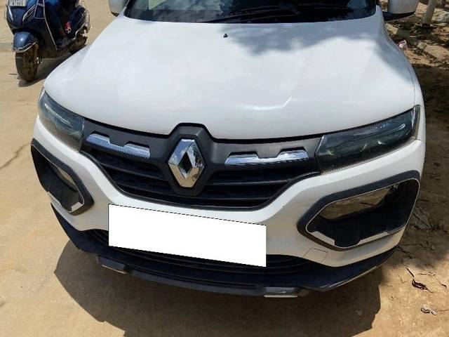 https://images10.gaadi.com/usedcar_image/4530617/original/processed_b8e6fbfa-01b8-408c-b881-964ea8d591aa.jpeg?imwidth=6402